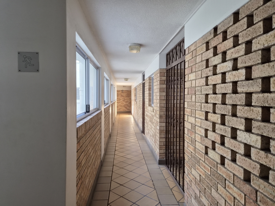 1 Bedroom Property for Sale in Humewood Eastern Cape